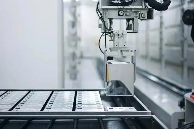 В эпоху накопления энергии, как литий-ионные батареи могут достичь нулевого углерода?