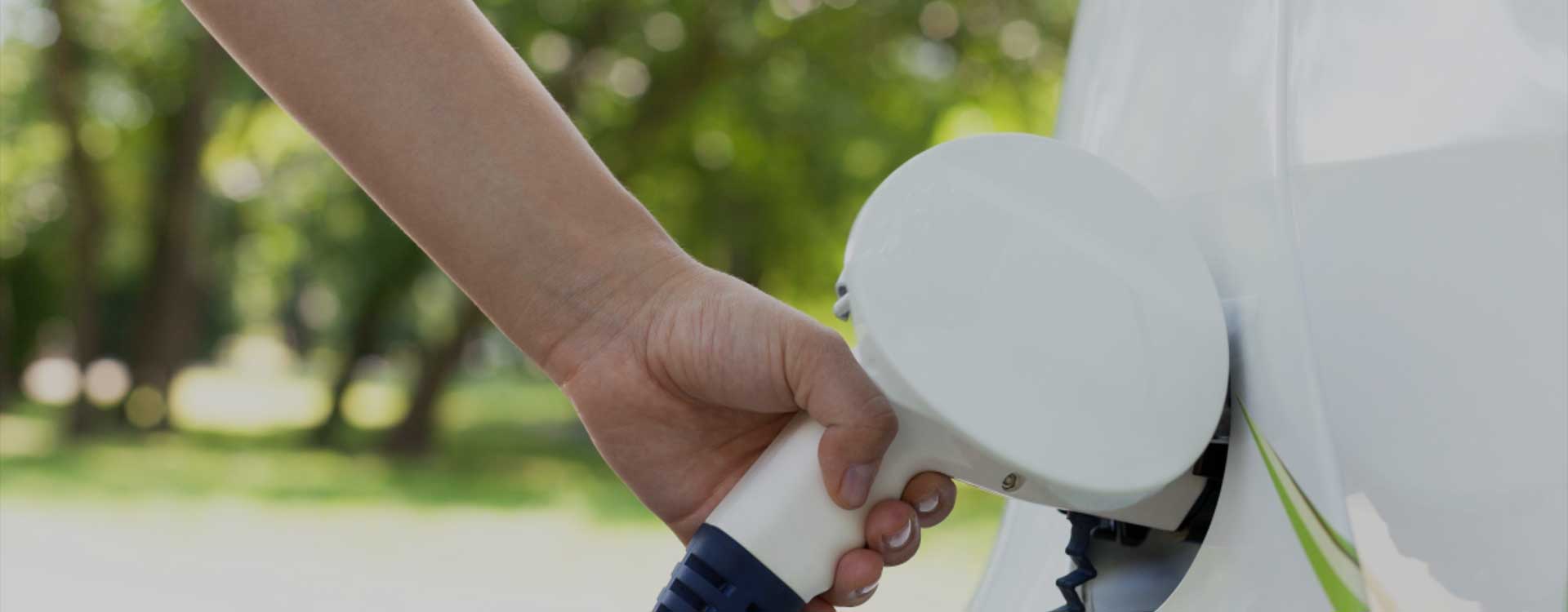 В чем разница между оптовой литиевой батареей и обычной батареей?